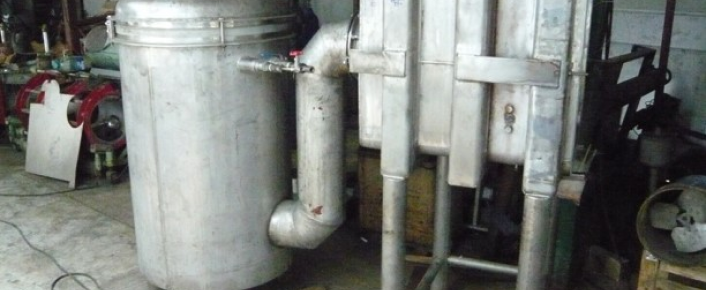 ได้พัฒนาและสร้างเครื่องจักร Vacuum Freeze Dry